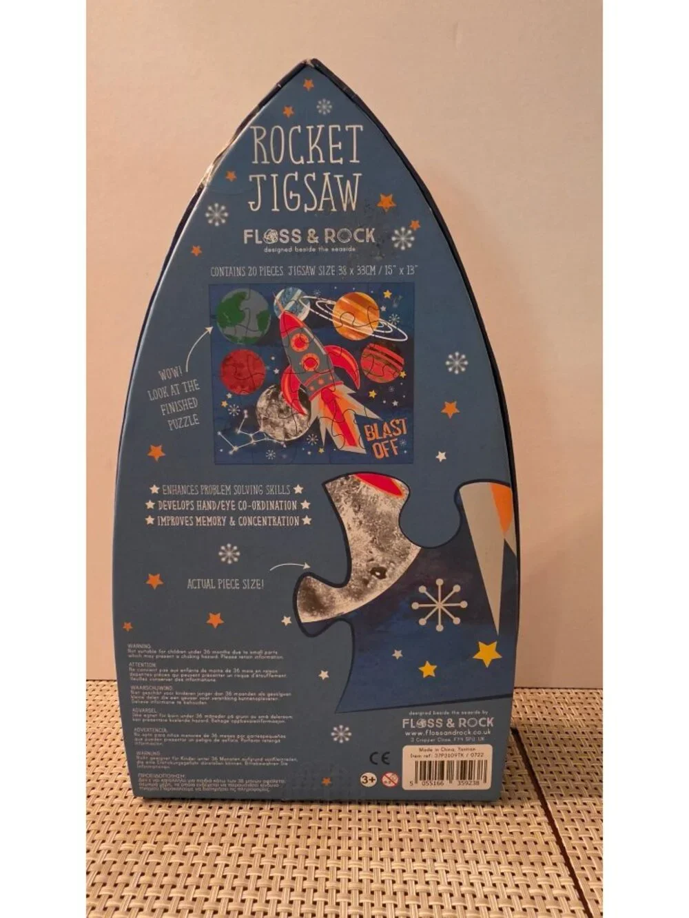 FLOSS & ROCK ROCKET JIGSAW PUZZLE 20 PIECE SHAPED BOX SPACE TOY KIDS AGES 3+